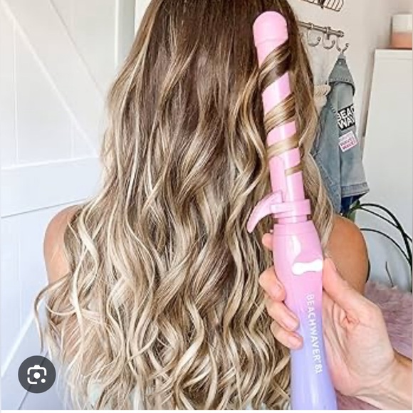 Beachwaver 1.25" Rotating Curling Iron in Pretty Lilac, pastel purple - Picture 2 of 15